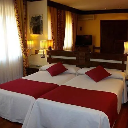 Hotel Crisol Conde Rodrigo