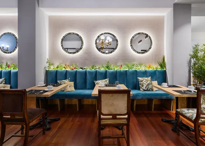 호텔 Crisol Conde Rodrigo 3*