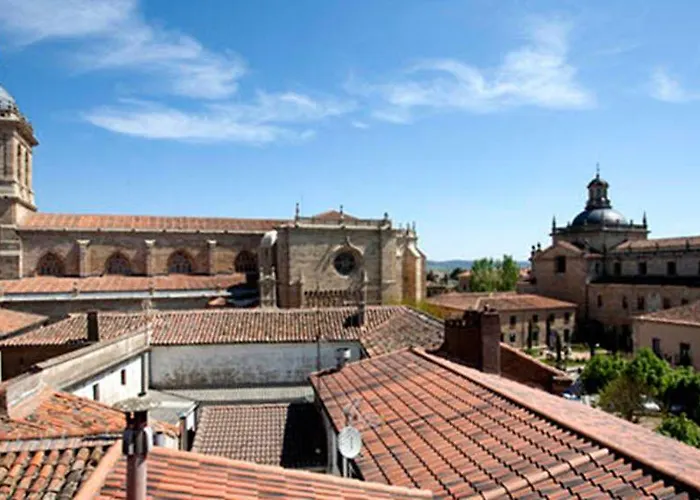 ホテル Crisol Conde Rodrigo 3*